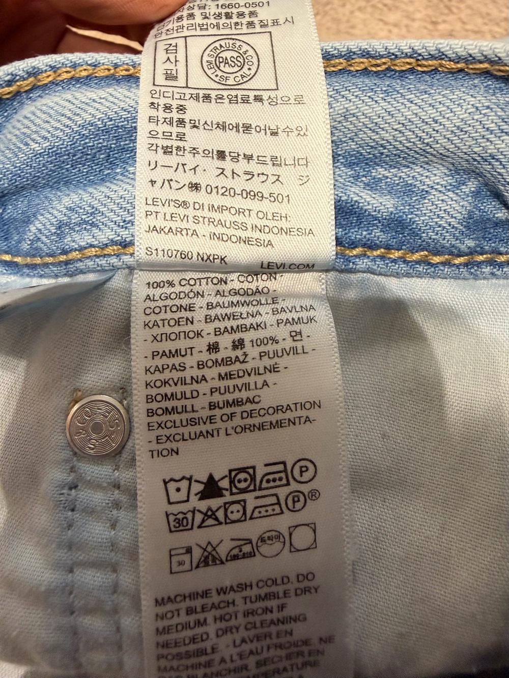 Light Blue Wide-Leg High-Rise Women's Jeans - Picture 6 of 8